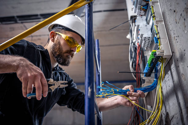 Best Best Electricians Near Me  in Moorhead, MS